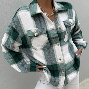 Women’s green shacket